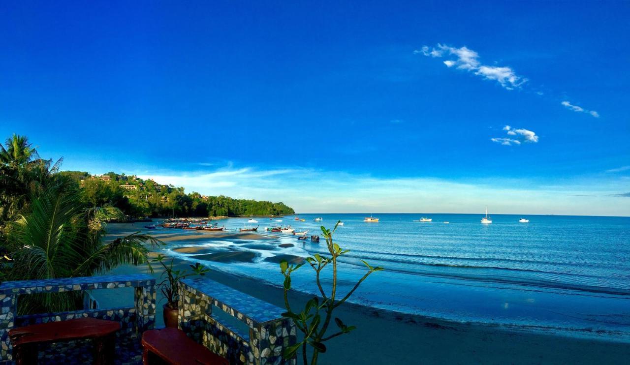 Andaman Bangtao Bay Resort Пхукет Экстерьер фото